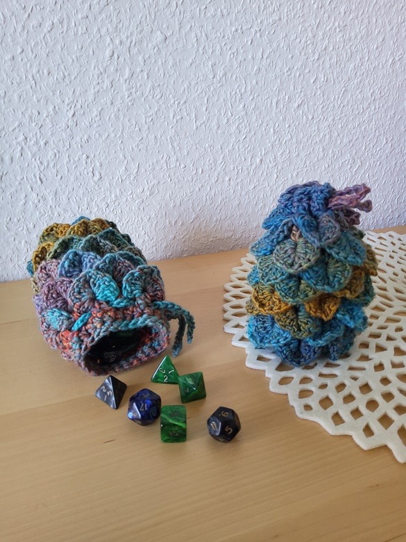 Dragon Scale Dice bag – now on Ko-fi