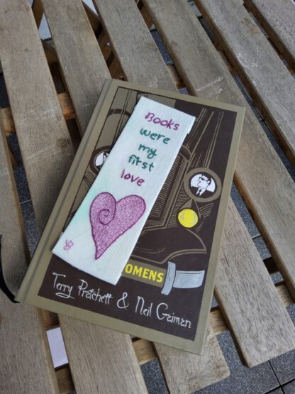 Embroidered bookmark