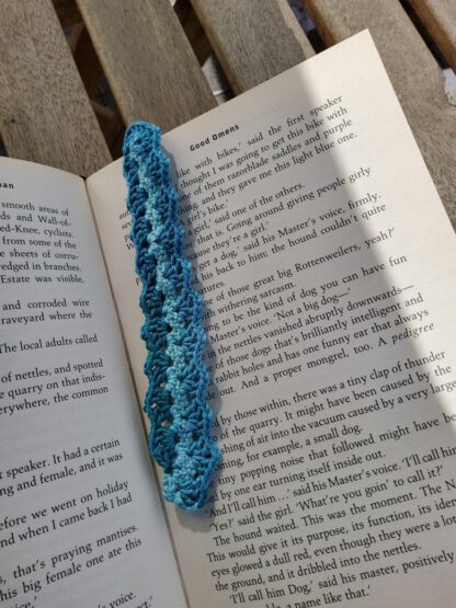 crochet ribbon bookmark - shades of green - Image 8