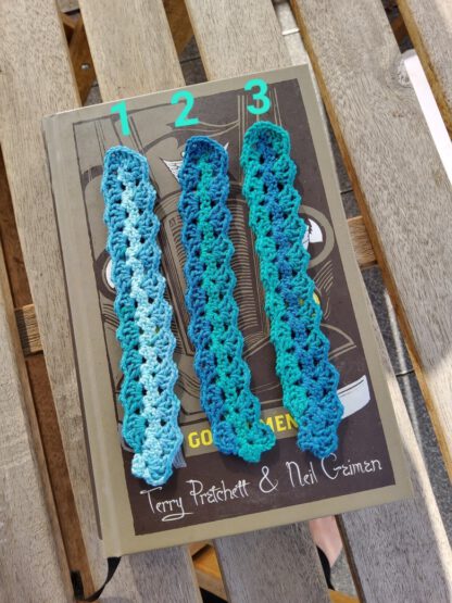 crochet ribbon bookmark - shades of green - Image 2