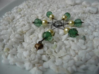 green heart stitch markers for knitting, set of 6