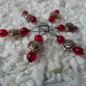 Rose red stitch markers for knitting, set of 6