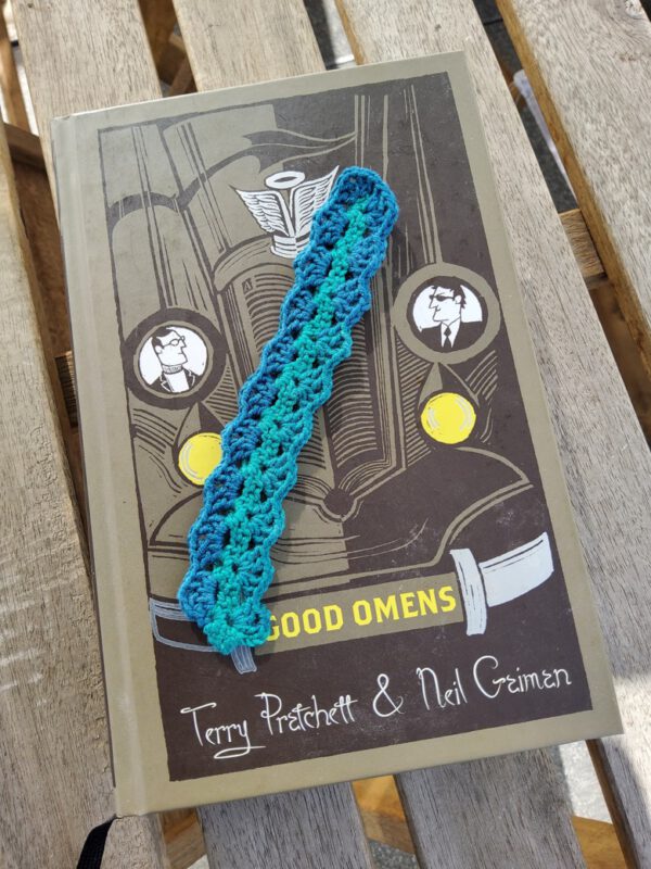 crochet ribbon bookmark - shades of green