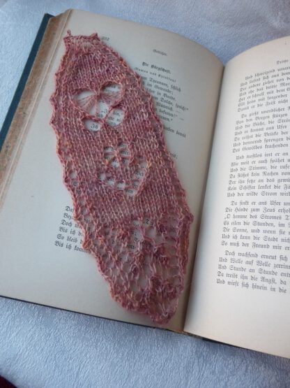 PDF knitting pattern - Butterfly Lace bookmark - Image 2