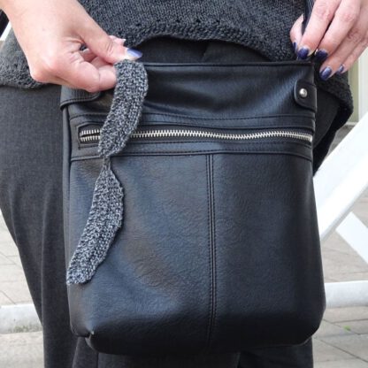PDF knitting pattern - Feather bookmark - Image 3