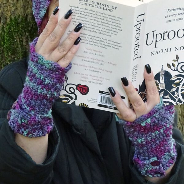PDF crochet pattern - Bramble mitts