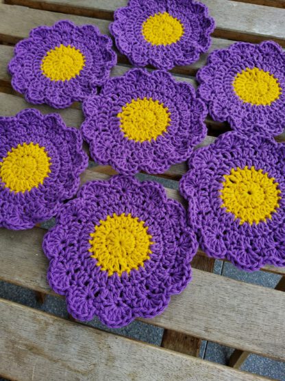 Flower coasters purple - set of 4 - Image 3