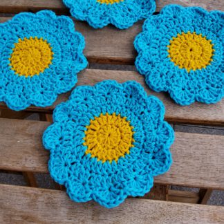 Flower coasters teal - set of 4