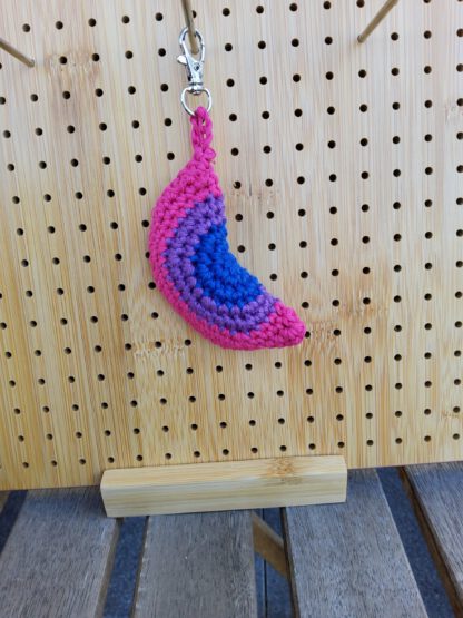 Pride rainbow keychain - Image 6