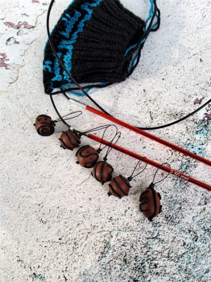 brown spheres stitch markers for knitting, set of 6 - Image 2