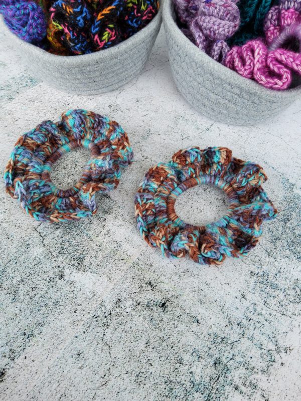 teal and brown scrunchie - Image 3