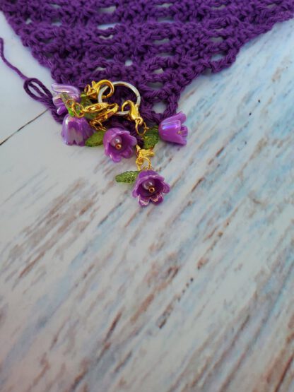 Bellflower stitch markers for crochet, set of 5 - Image 4