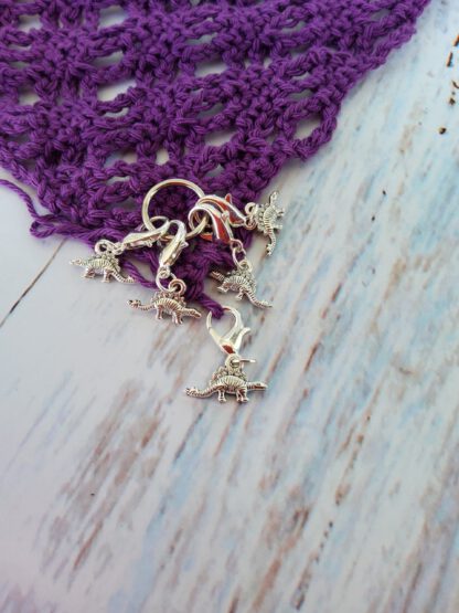 Stegosaur stitch markers for crochet, set of 5 - Image 3