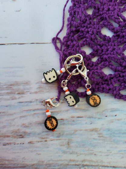 Boo ghost stitch markers for crochet, set of 4 - Image 2