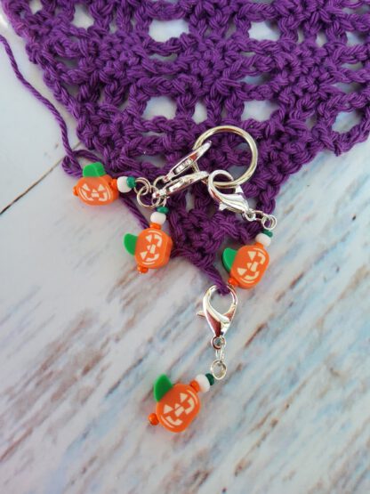 Jack o Lantern stitch markers for crochet, set of 4 - Image 3