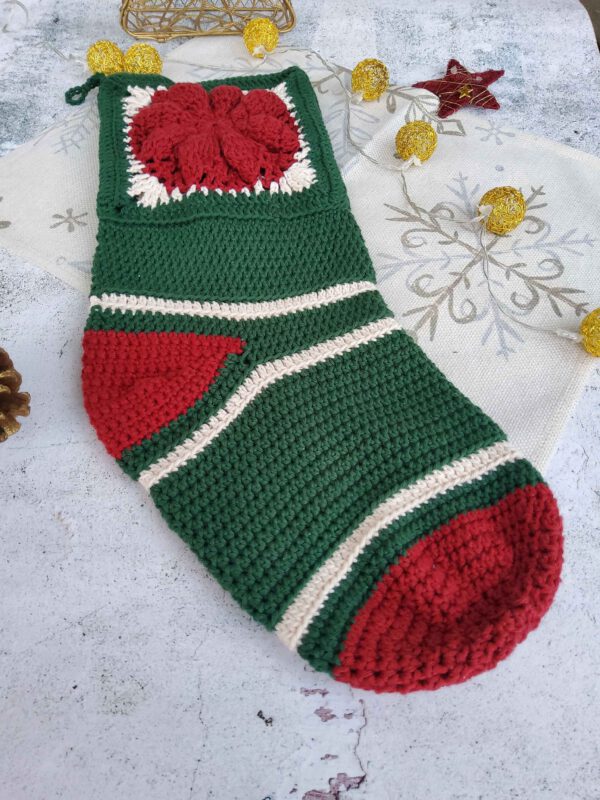 PDF crochet pattern - Poinsettia stocking - Image 2