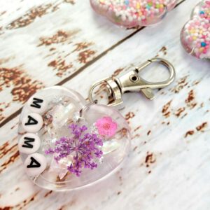 Mothers Day resin keychain