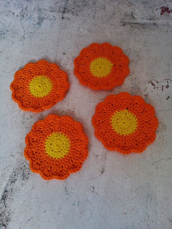 Flower coasters orange, Set of 4 - Image 3