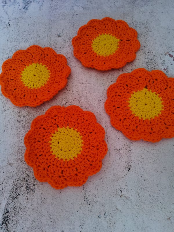 Flower coasters orange, Set of 4