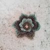 Crochet flower brooch with metal button - Image 7