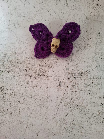 Skull Butterfly brooch - Image 3