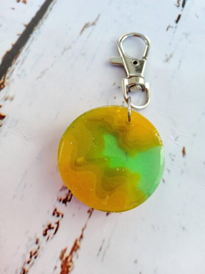 Bright resin keychain - Image 9