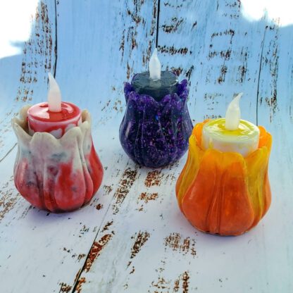 Tulip tea candle holder