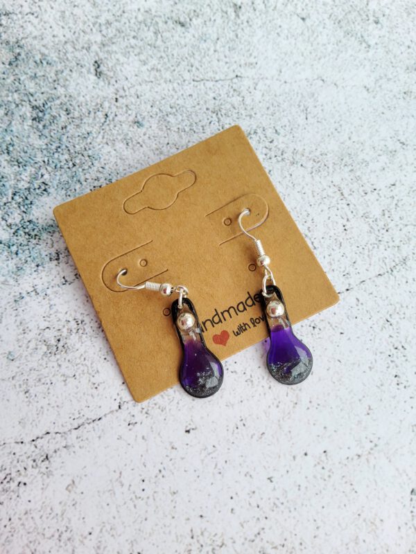 Potion bottle earrings - Image 5