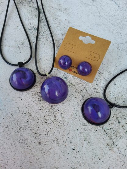 Purple cabochon earrings and necklace